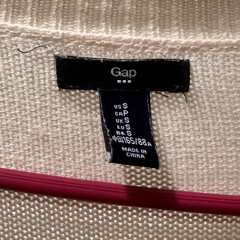 GAP Beige Knit Sweater - Picture 5 of 7